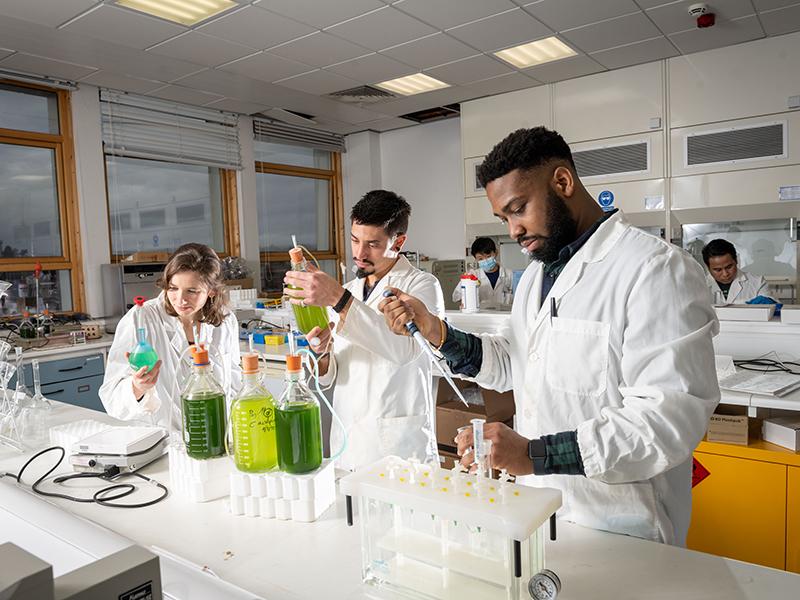 Students in forensic lab at Glasgow Caledonia University